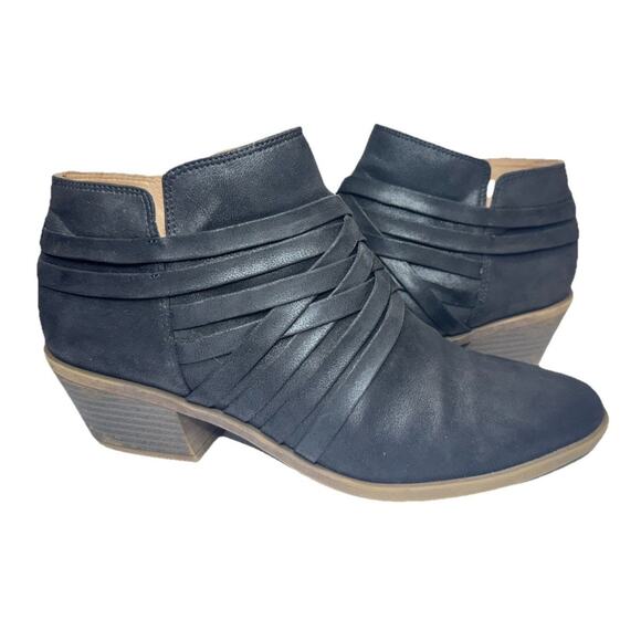 Black Ankle Boots Womens Sz 9 Strappy Lifestride Prairie Low Block Heel • EUC - Picture 1 of 8